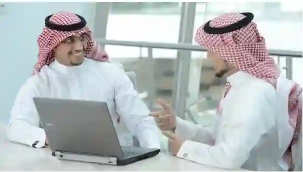 كل هذه المهن متاح للمقيمين العمل فيها بحرية وبدون كفيل 